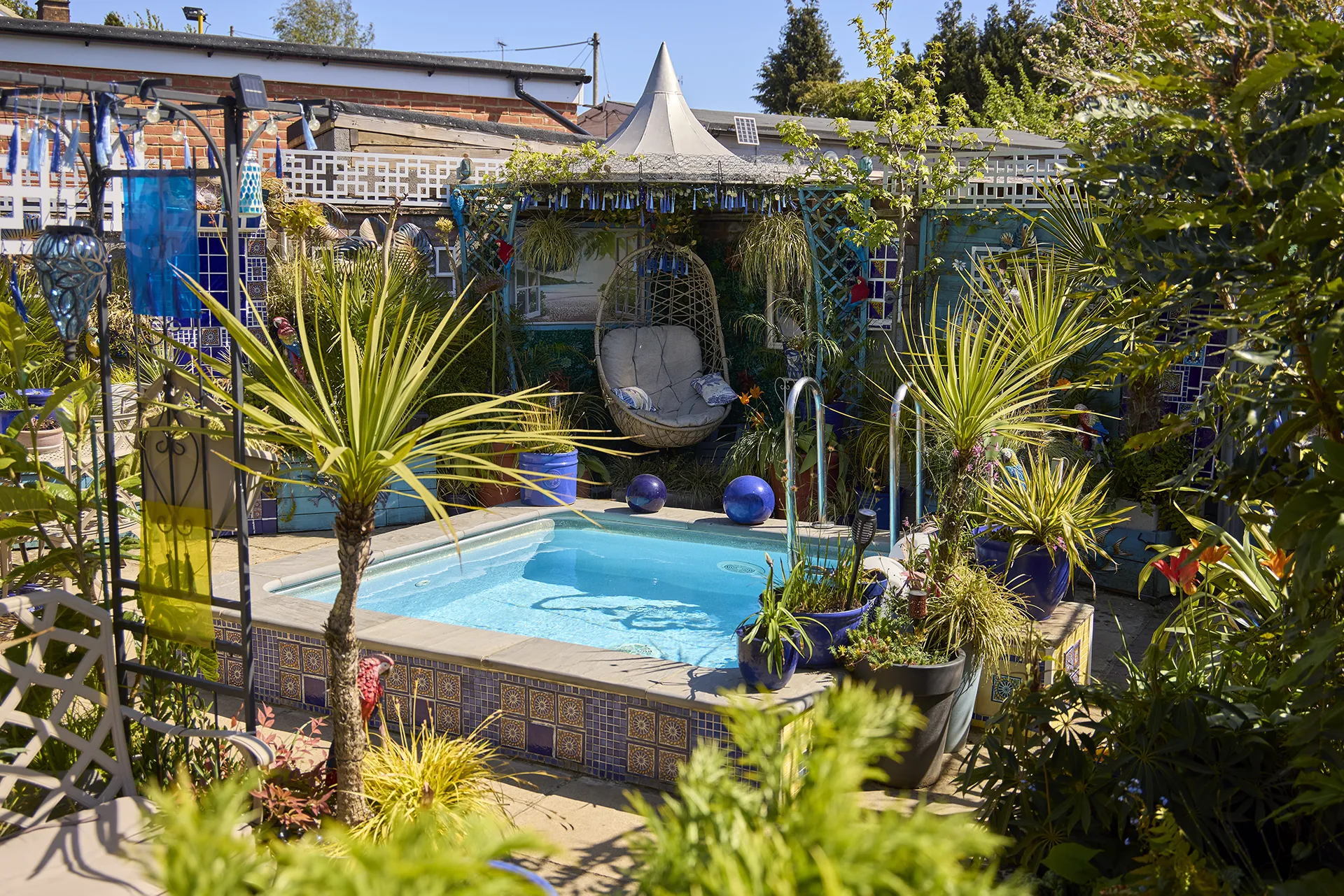 Small New Build Pool Near Andover